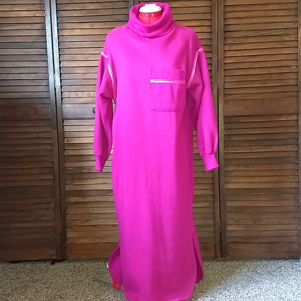 Pullover Robe